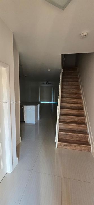 出租: $2,450 (3 贝兹, 2 浴室, 1530 平方英尺)