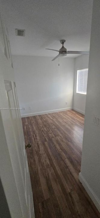 出租: $2,450 (3 贝兹, 2 浴室, 1530 平方英尺)