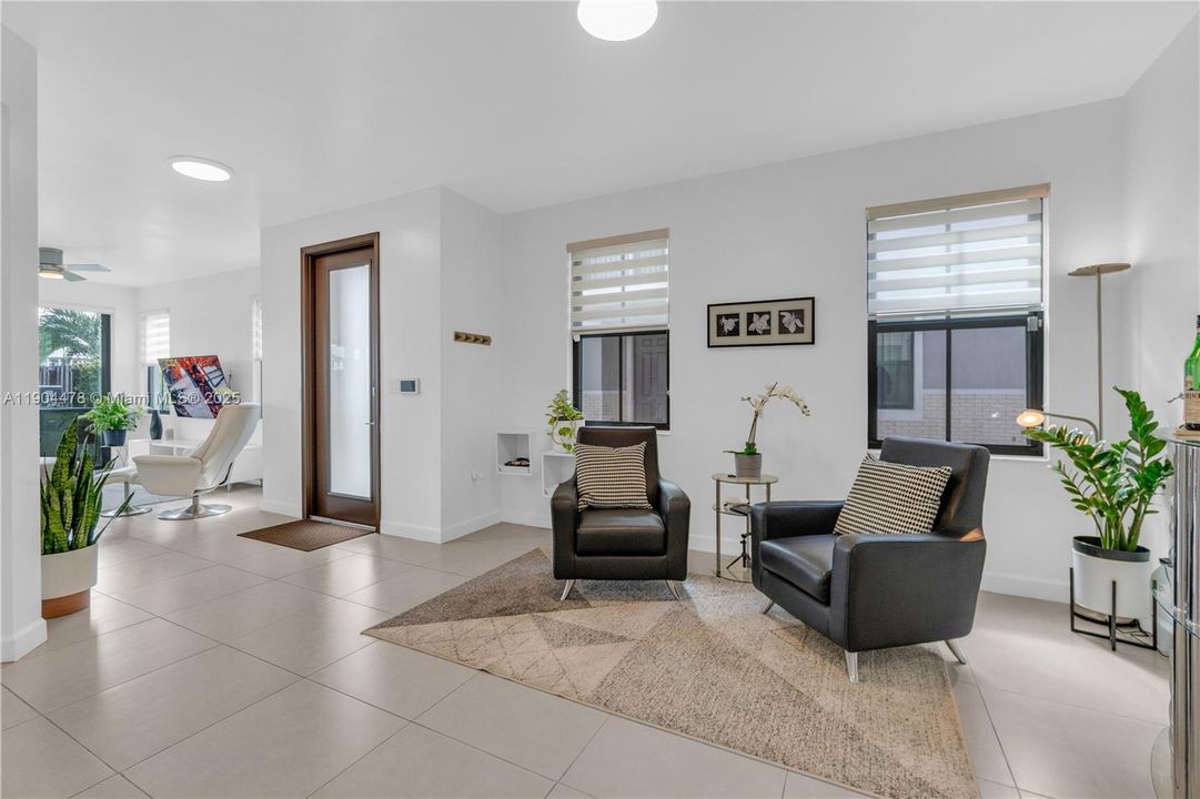 Recently Sold: $839,000 (4 beds, 3 baths, 2156 Square Feet)