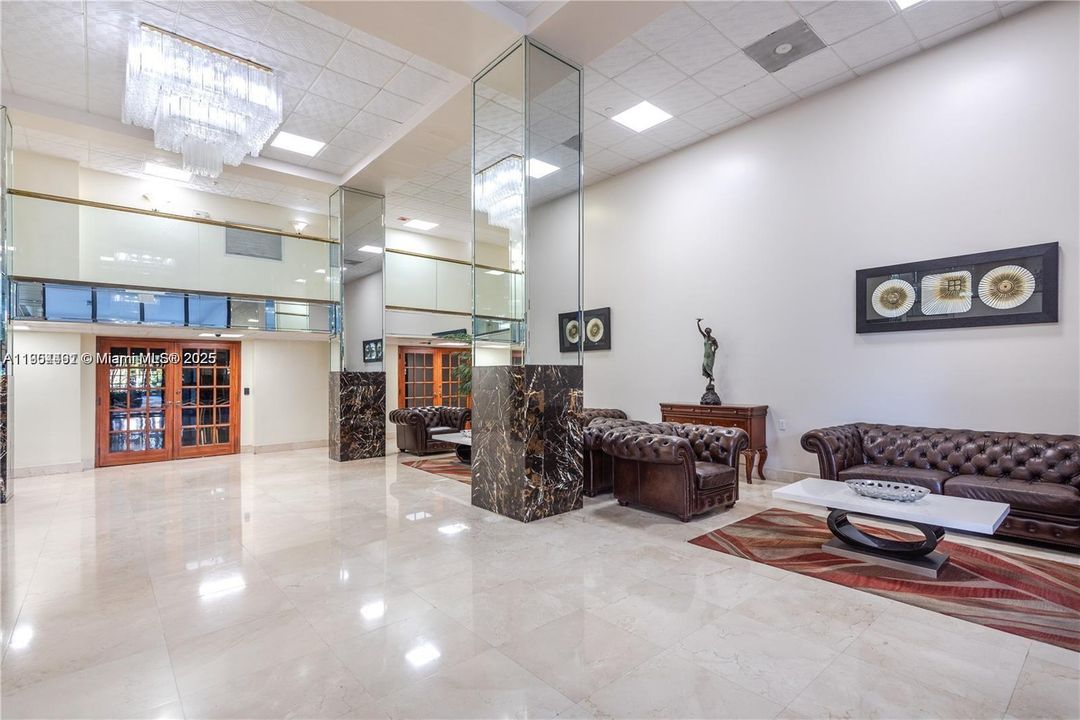 For Sale: $450,000 (2 beds, 2 baths, 1507 Square Feet)