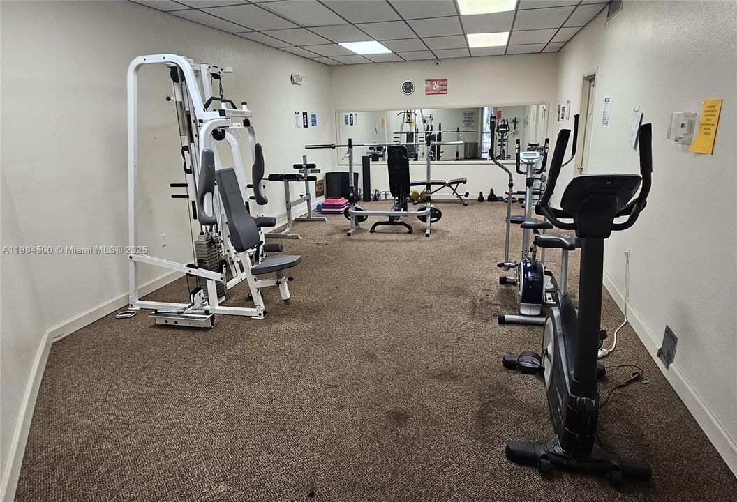 For Sale: $205,000 (2 beds, 2 baths, 1120 Square Feet)