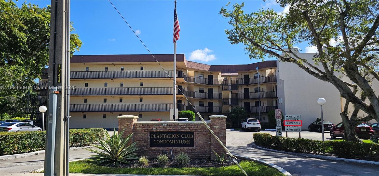 For Sale: $205,000 (2 beds, 2 baths, 1120 Square Feet)