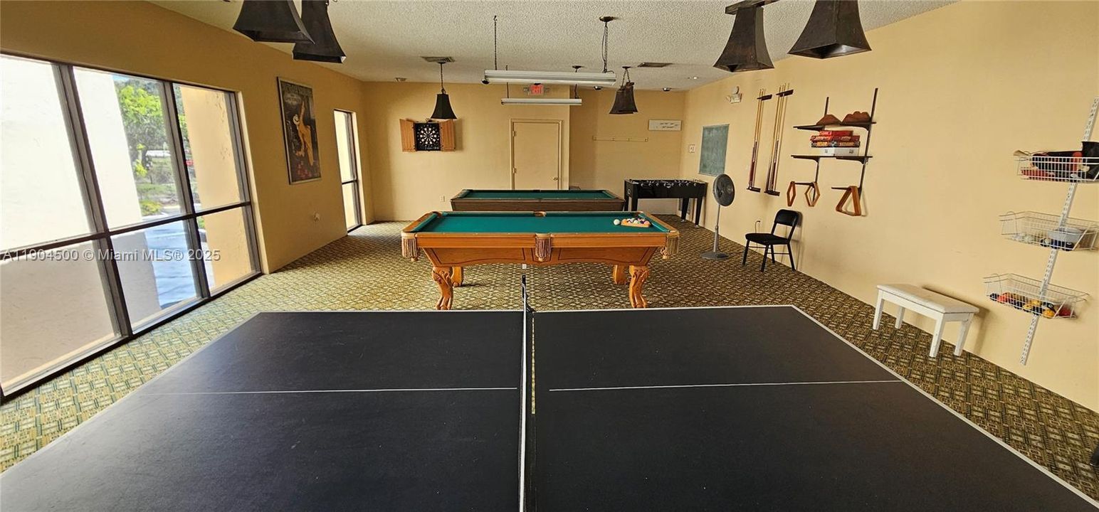 For Sale: $205,000 (2 beds, 2 baths, 1120 Square Feet)