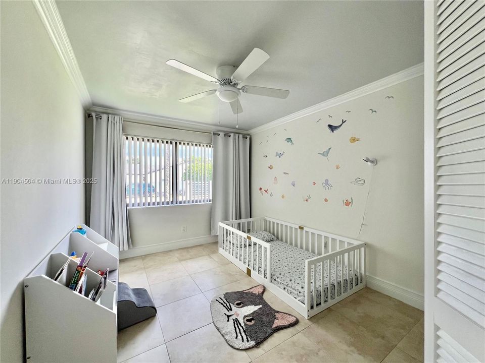 待售: $985,000 (4 贝兹, 2 浴室, 1993 平方英尺)