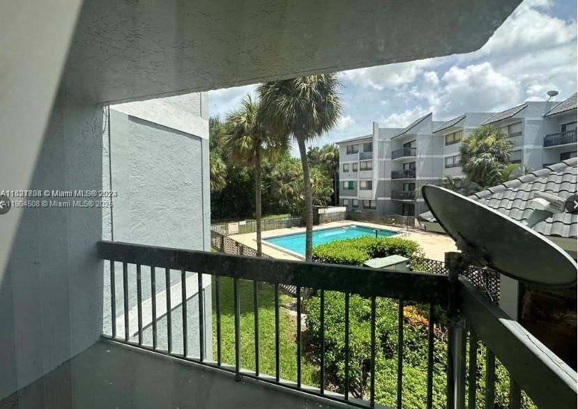 Recently Rented: $1,495 (1 beds, 1 baths, 775 Square Feet)