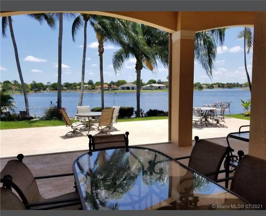 For Rent: $4,500 (4 beds, 3 baths, 2414 Square Feet)