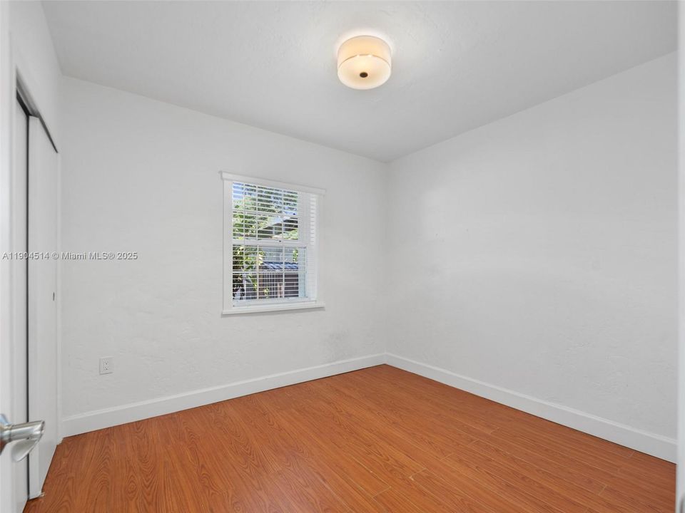 Недавно арендовано: $3,999 (3 спален, 2 ванн, 1683 Квадратных фут)