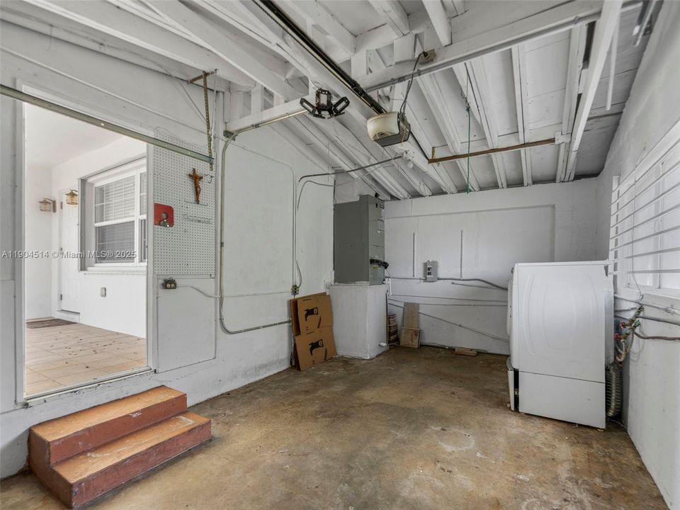 Недавно арендовано: $3,999 (3 спален, 2 ванн, 1683 Квадратных фут)