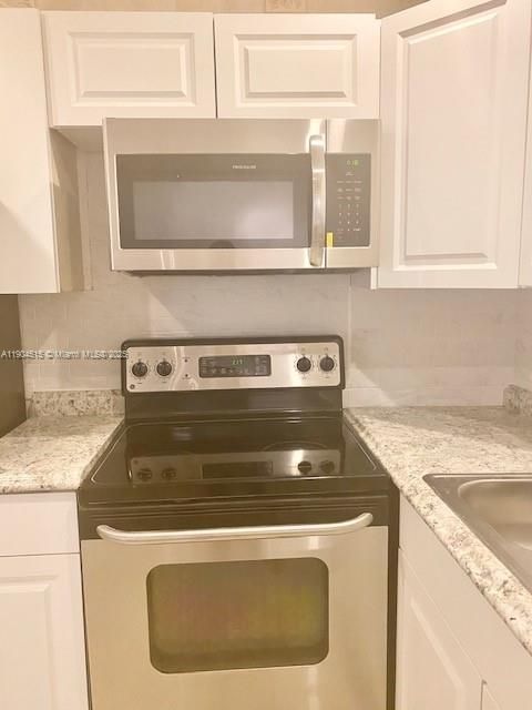 Active With Contract: $1,595 (1 beds, 1 baths, 720 Square Feet)