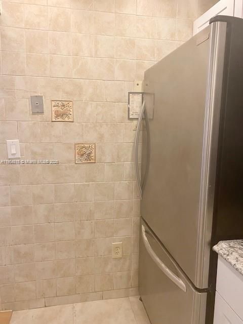 Active With Contract: $1,595 (1 beds, 1 baths, 720 Square Feet)