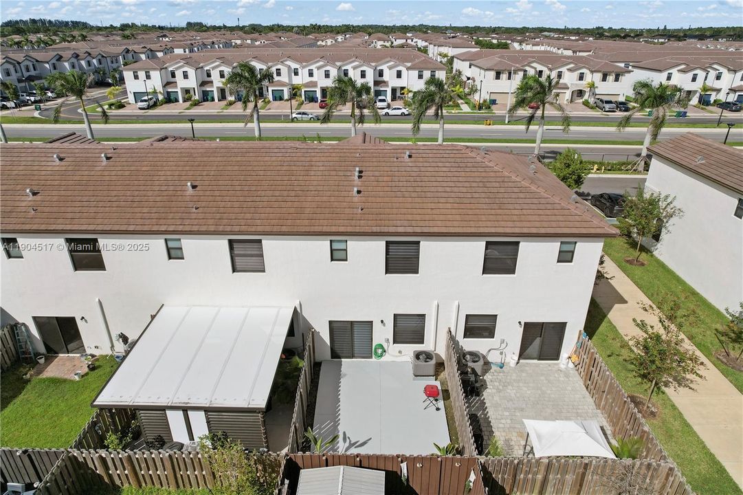 For Sale: $424,990 (3 beds, 2 baths, 1393 Square Feet)