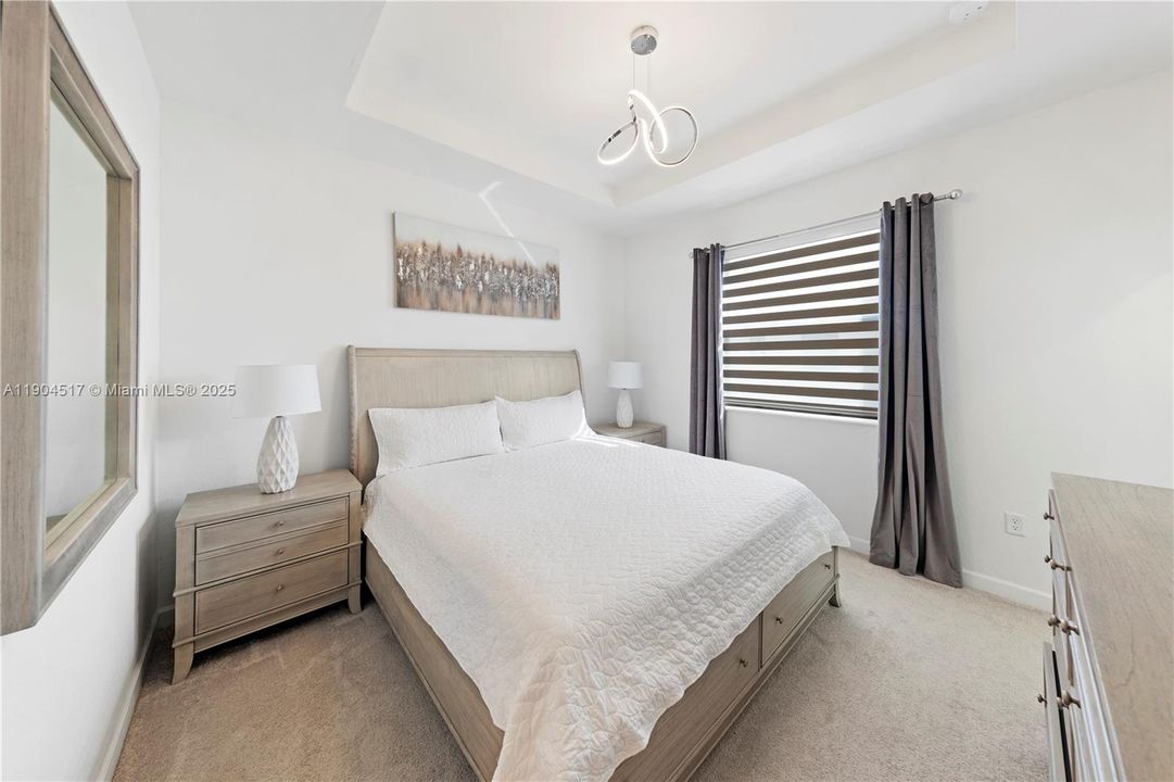 For Sale: $424,990 (3 beds, 2 baths, 1393 Square Feet)