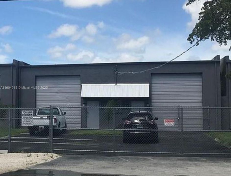 For Rent: $2,400 (0 beds, 0 baths, 0 Square Feet)