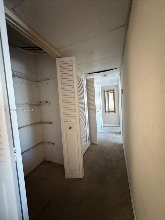 出租: $2,100 (2 贝兹, 2 浴室, 1094 平方英尺)