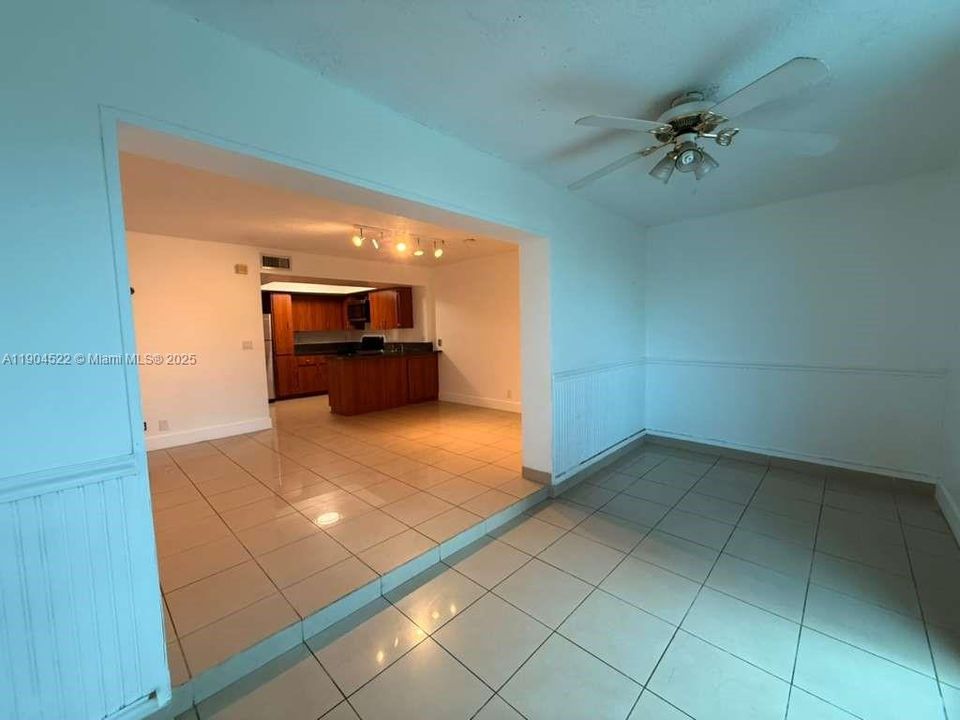 For Rent: $2,500 (3 beds, 2 baths, 1670 Square Feet)