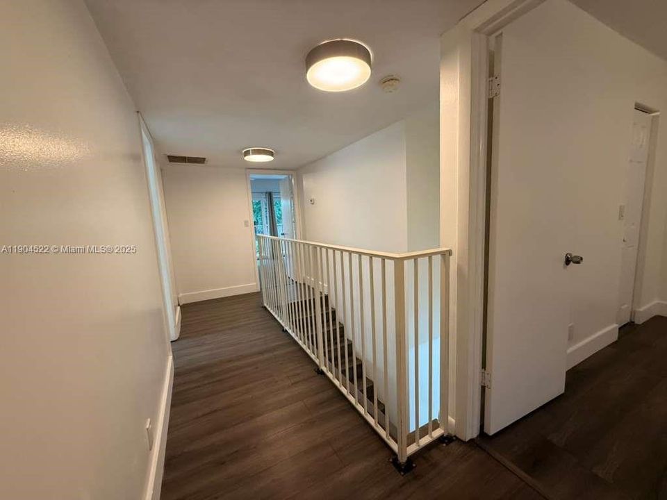 For Rent: $2,500 (3 beds, 2 baths, 1670 Square Feet)