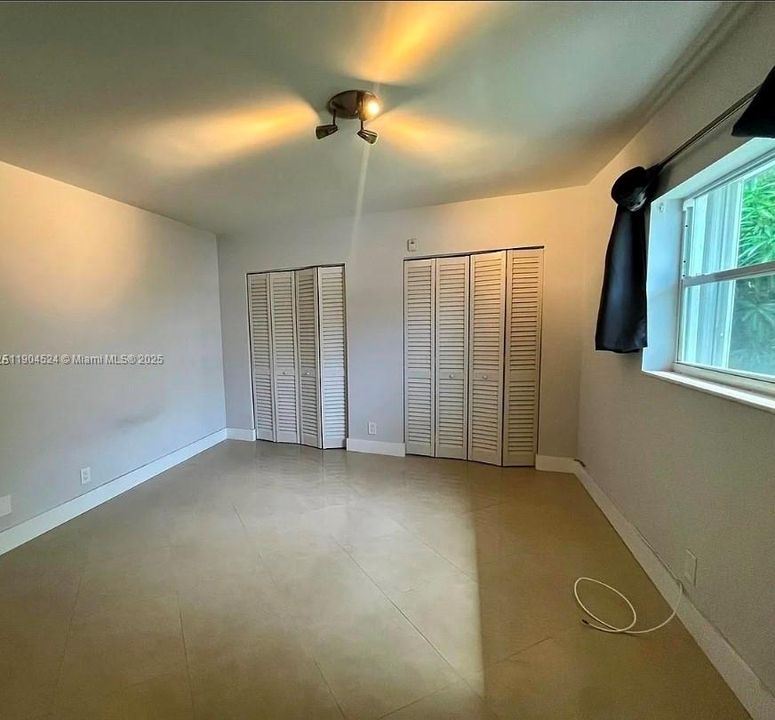 For Rent: $1,600 (1 beds, 1 baths, 548 Square Feet)