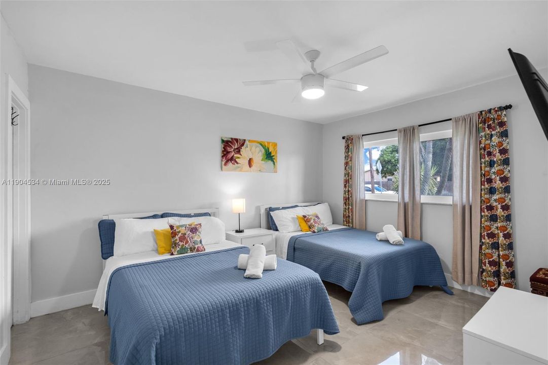 待售: $640,000 (3 贝兹, 2 浴室, 1518 平方英尺)