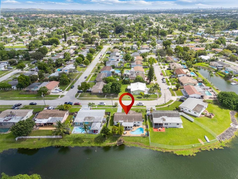 待售: $640,000 (3 贝兹, 2 浴室, 1518 平方英尺)