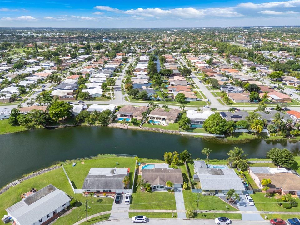 待售: $640,000 (3 贝兹, 2 浴室, 1518 平方英尺)