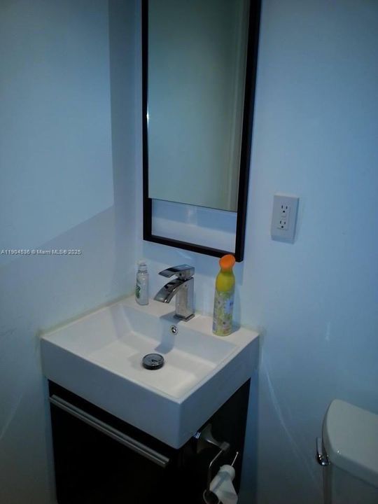 For Sale: $490,000 (2 beds, 2 baths, 1580 Square Feet)