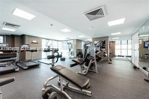 For Rent: $4,150 (2 beds, 2 baths, 1101 Square Feet)