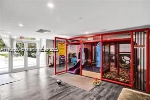 For Rent: $4,150 (2 beds, 2 baths, 1101 Square Feet)