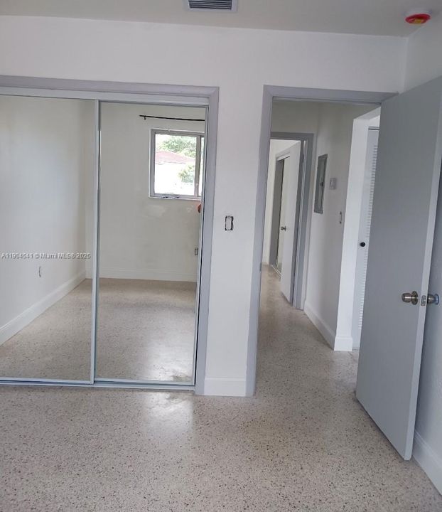 Recently Rented: $2,000 (2 beds, 1 baths, 620 Square Feet)