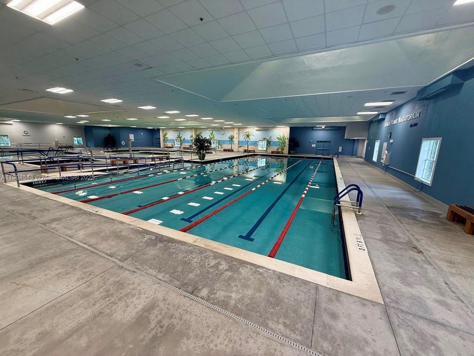 For Sale: $110,000 (1 beds, 1 baths, 720 Square Feet)