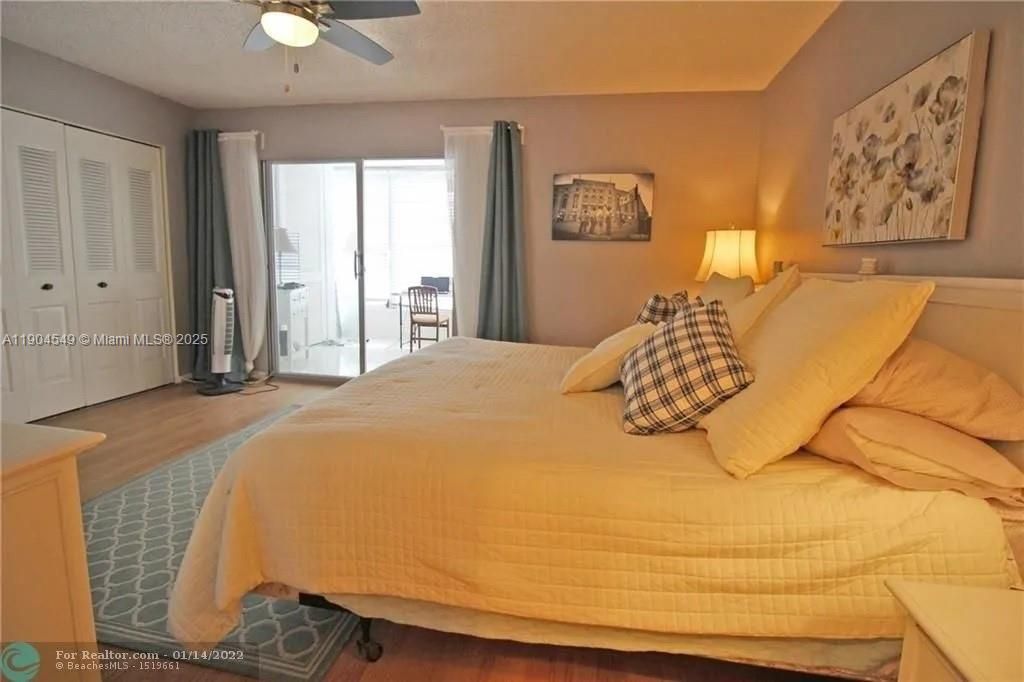 出租: $2,000 (1 贝兹, 1 浴室, 719 平方英尺)