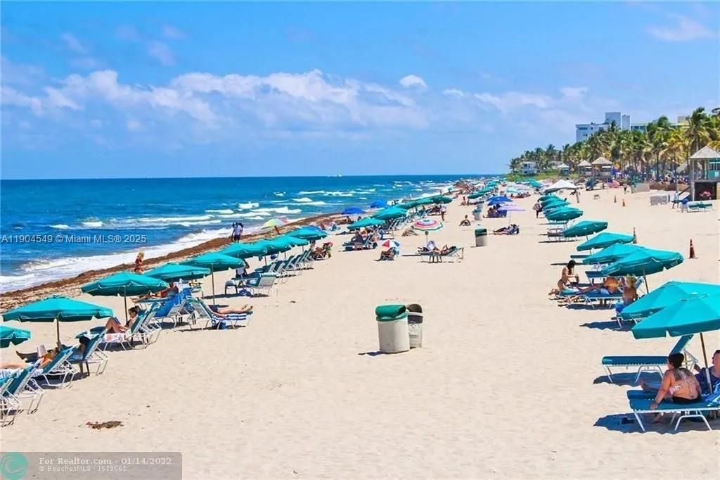 出租: $2,000 (1 贝兹, 1 浴室, 719 平方英尺)