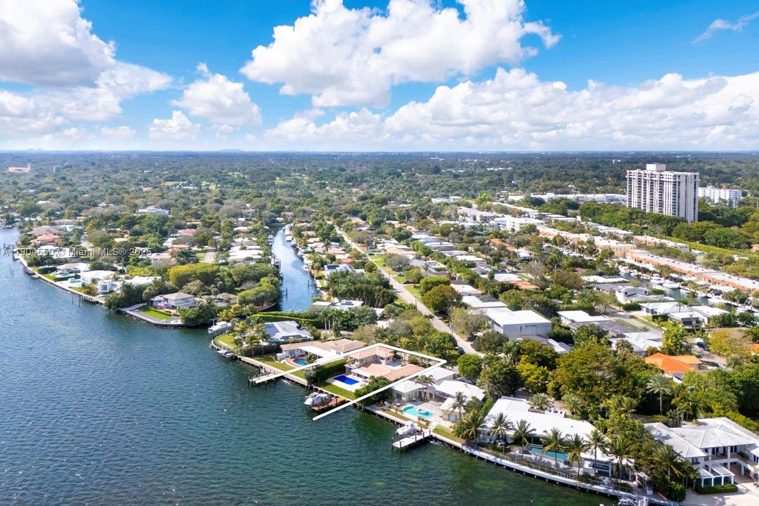 Recently Sold: $6,900,000 (4 beds, 3 baths, 0 Square Feet)