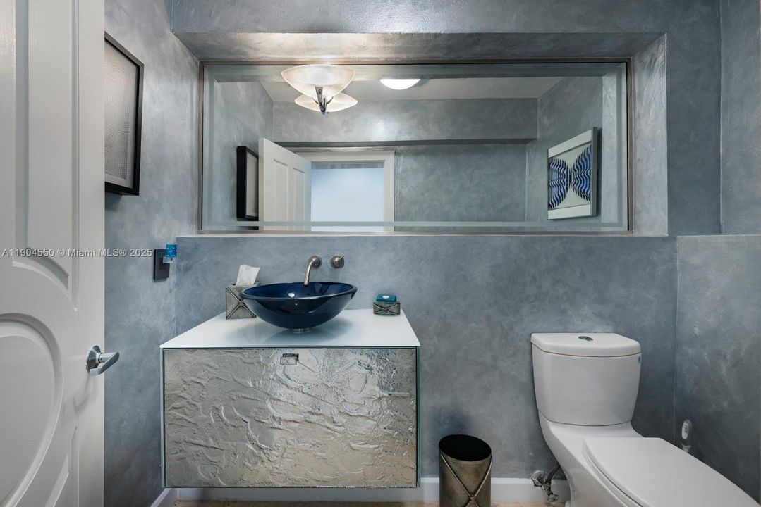 Recently Sold: $6,900,000 (4 beds, 3 baths, 0 Square Feet)