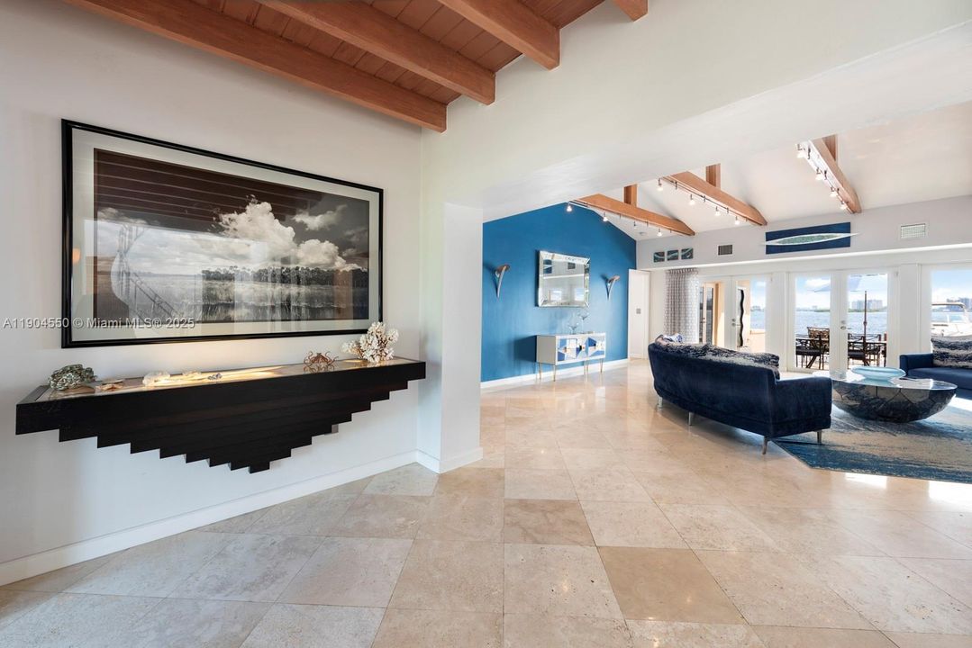 Recently Sold: $6,900,000 (4 beds, 3 baths, 0 Square Feet)