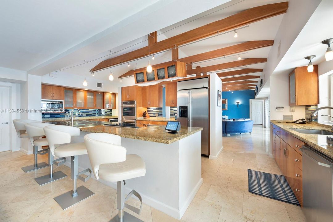 Recently Sold: $6,900,000 (4 beds, 3 baths, 0 Square Feet)