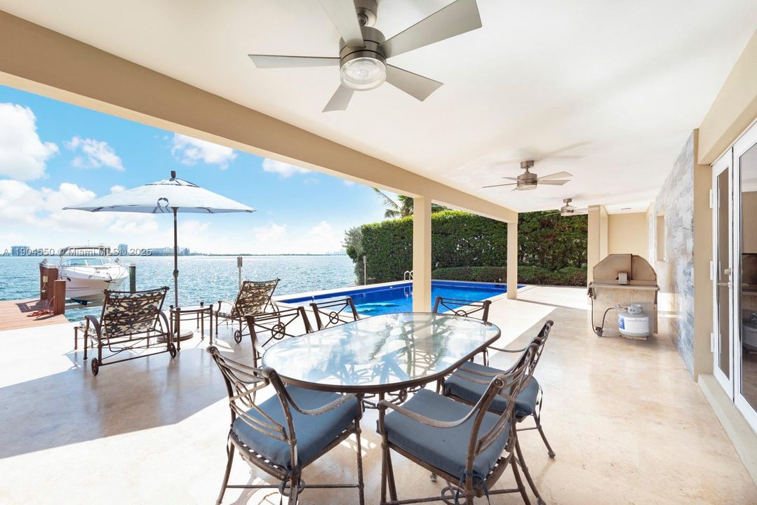 Recently Sold: $6,900,000 (4 beds, 3 baths, 0 Square Feet)