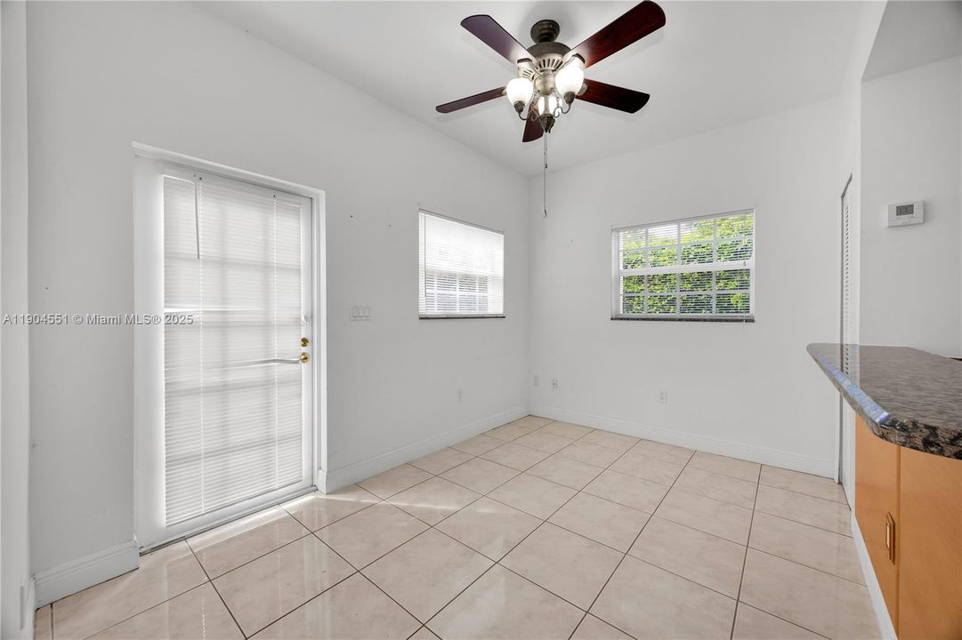 Recently Sold: $1,139,000 (3 beds, 2 baths, 1904 Square Feet)