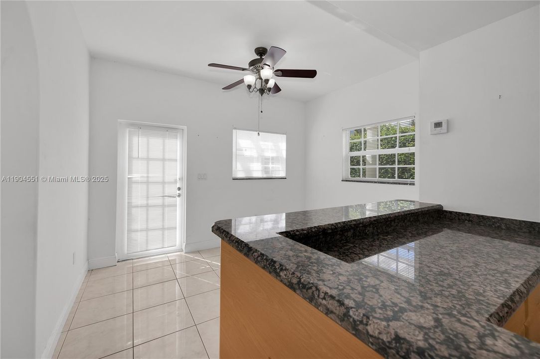 Recently Sold: $1,139,000 (3 beds, 2 baths, 1904 Square Feet)