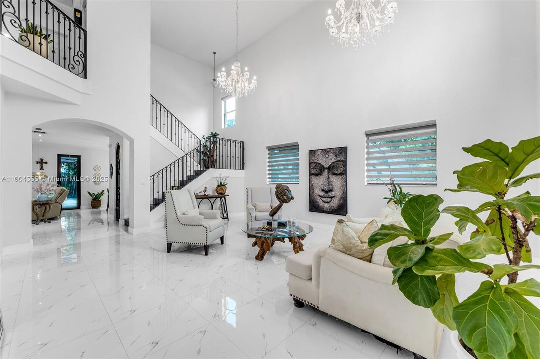 待售: $699,000 (5 贝兹, 3 浴室, 3436 平方英尺)