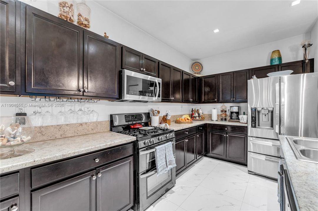 待售: $699,000 (5 贝兹, 3 浴室, 3436 平方英尺)