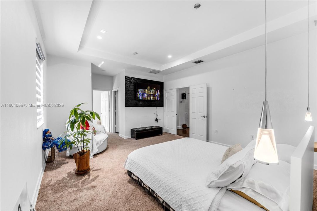 待售: $699,000 (5 贝兹, 3 浴室, 3436 平方英尺)