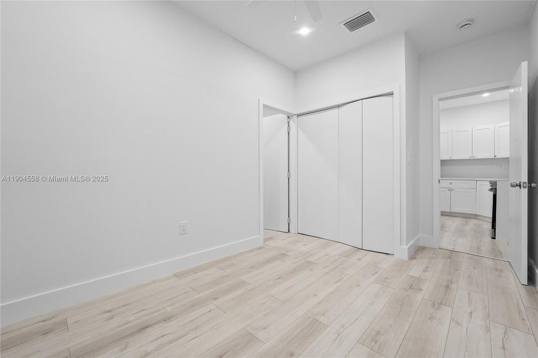 Recently Rented: $2,800 (2 beds, 2 baths, 1732 Square Feet)