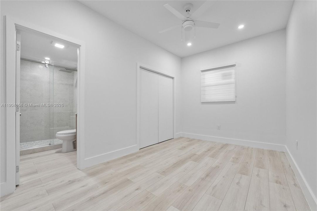 Recently Rented: $2,800 (2 beds, 2 baths, 1732 Square Feet)