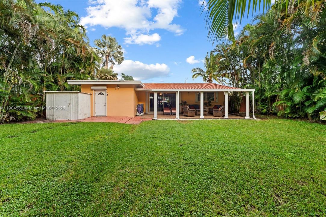 合同活跃: $619,900 (3 贝兹, 2 浴室, 1439 平方英尺)