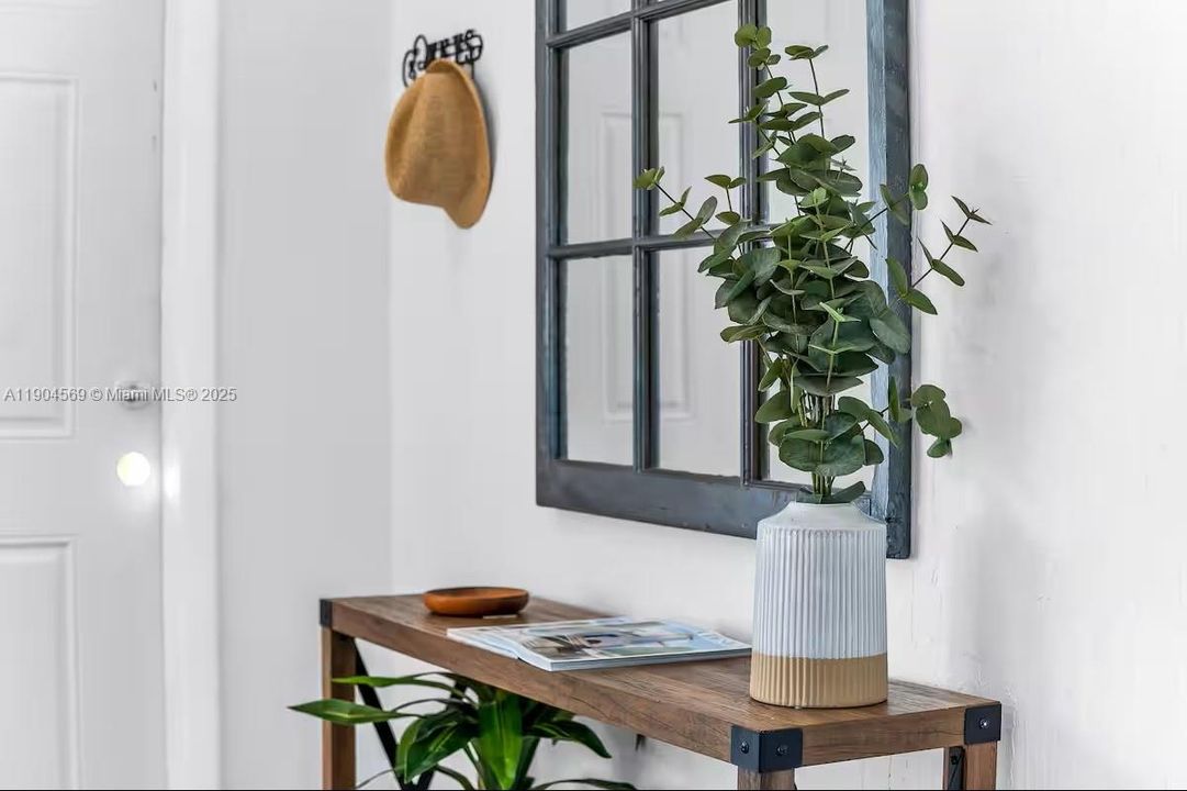 最近租的: $3,980 (4 贝兹, 2 浴室, 1550 平方英尺)