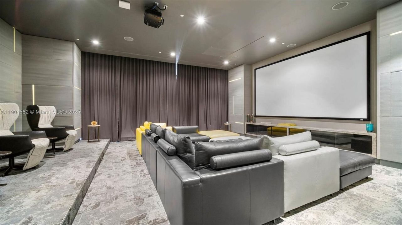 Recently Rented: $4,300 (1 beds, 2 baths, 843 Square Feet)