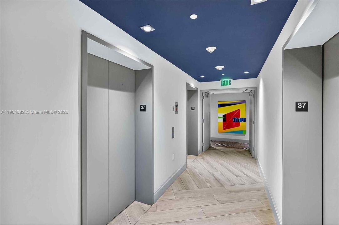 Recently Rented: $4,300 (1 beds, 2 baths, 843 Square Feet)