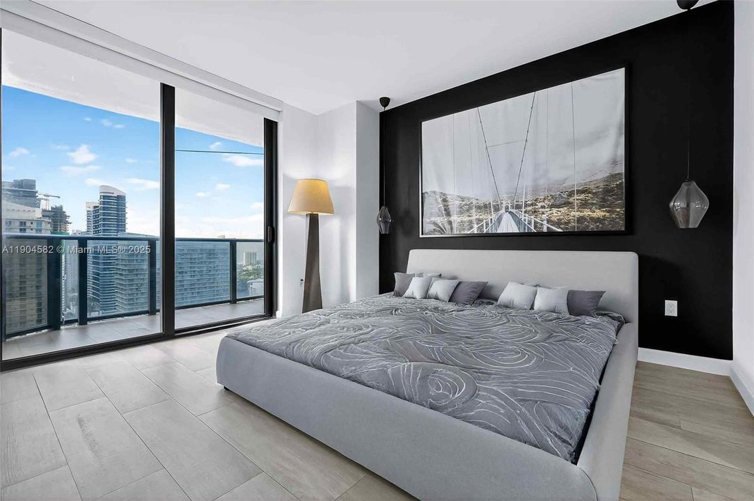 Recently Rented: $4,300 (1 beds, 2 baths, 843 Square Feet)