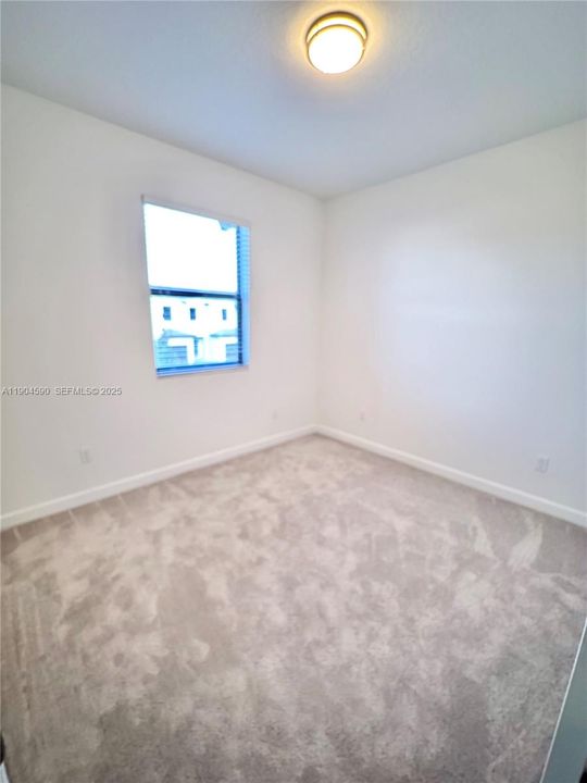 En Renta: $3,350 (3 camas, 2 baños, 1507 Pies cuadrados)