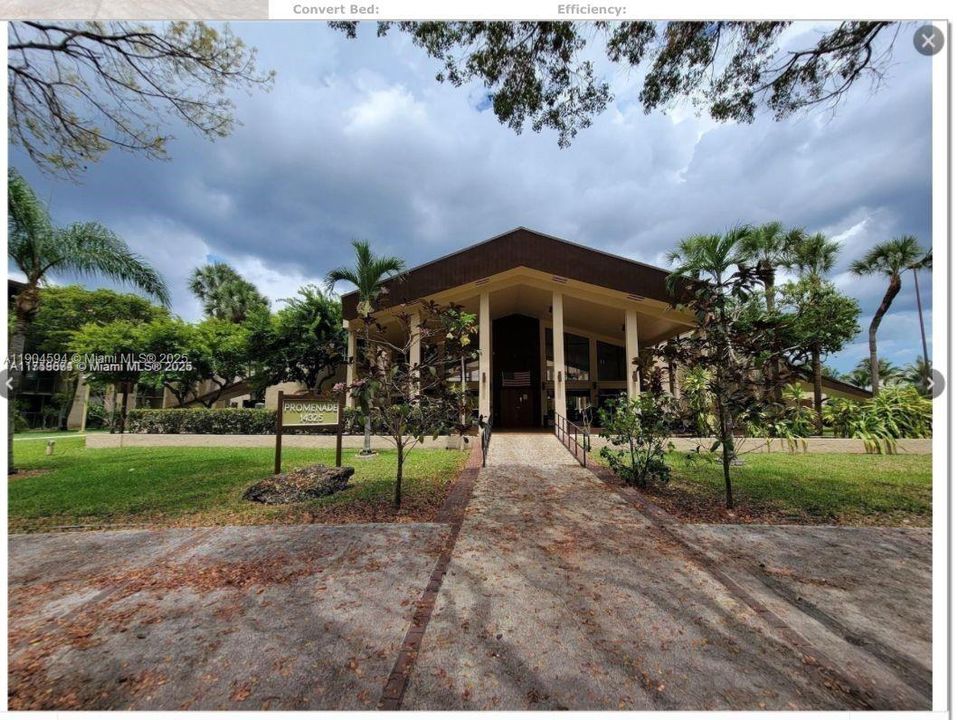 For Sale: $210,000 (1 beds, 1 baths, 614 Square Feet)